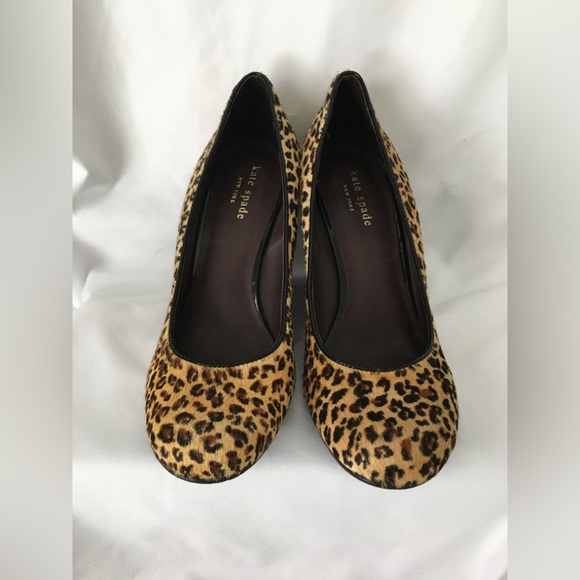 EUC Kate Spade gorgeous leopard print cow fur black suede wedge. - Picture 8 of 16